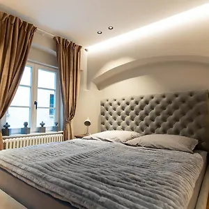 Traumhafte Und Hochwertige Stadtwohnung Im Zentrum Augsburgs Apartment